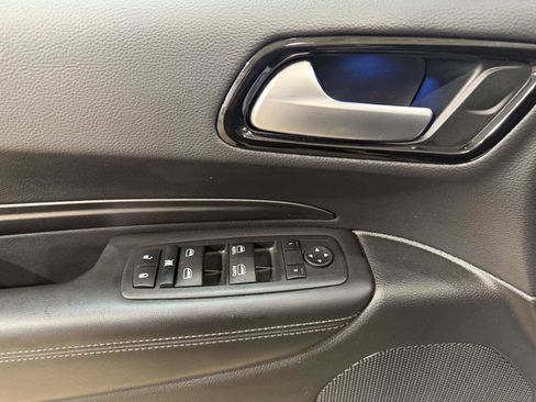 Used 2024 Dodge Durango SXT image 13