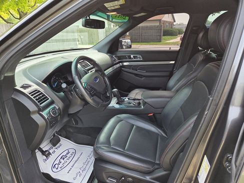 Used 2017 Ford Explorer Sport AWD/4WD image 10
