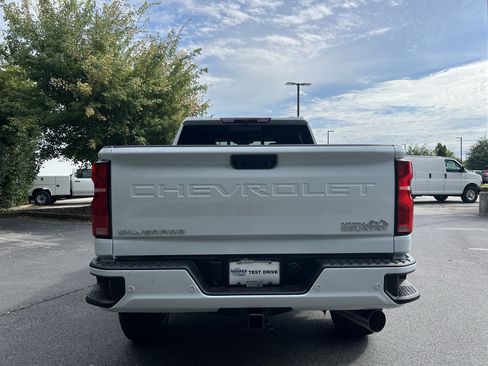 New 2026 Chevrolet Silverado 2500 High Country AWD/4WD image 8