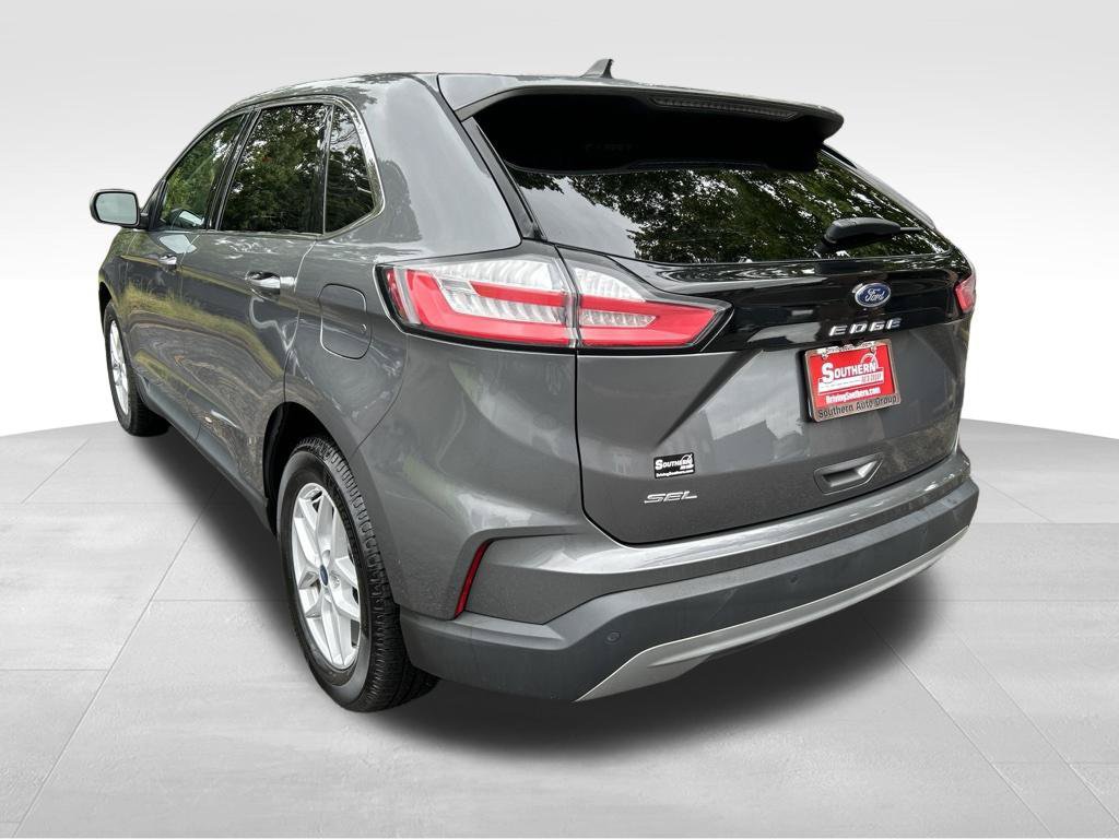 Used 2021 Ford Edge SEL w/ Convenience Package FWD image 3