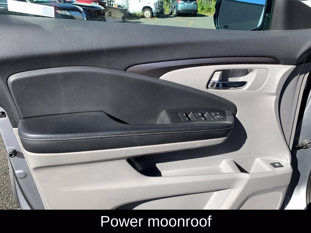 Used 2019 Honda Ridgeline RTL-T image 10