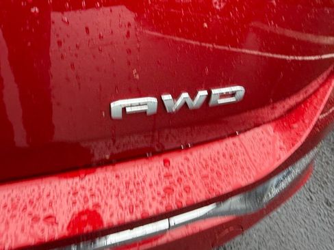 Used 2024 GMC Terrain Denali w/ Denali Premium Package image 5