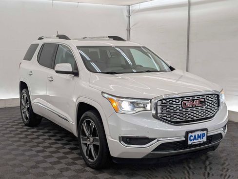 Used 2017 GMC Acadia Denali w/ Technology Package image 8