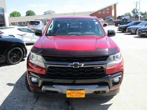 Used 2021 Chevrolet Colorado Z71 w/ Safety Package AWD/4WD image 13