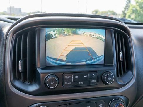 Used 2017 GMC Canyon SLE w/ All Terrain Package AWD/4WD image 24