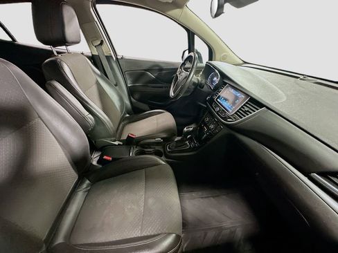 Used 2019 Buick Encore Preferred AWD/4WD image 26