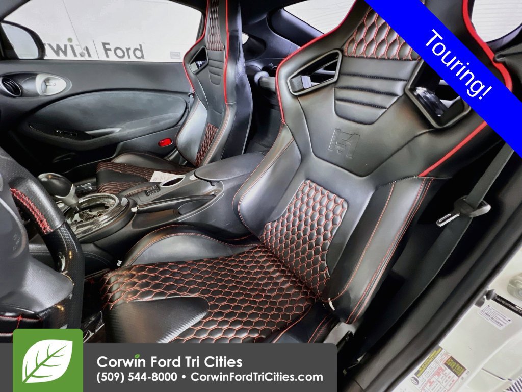 Used 2013 Nissan 370Z Touring RWD image 24