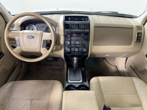 Used 2011 Ford Escape Limited w/ 302A Rapid Spec Order Code image 25
