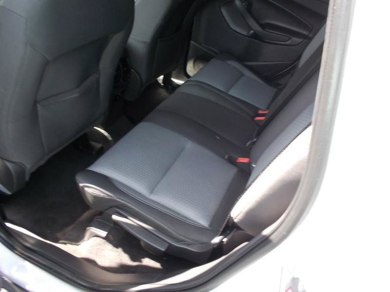 Used 2017 Ford Escape SE w/ Equipment Group 201A FWD image 24