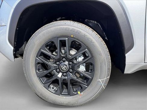 New 2026 Toyota Tundra Limited AWD/4WD image 16