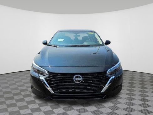 Certified 2025 Nissan Sentra SV FWD image 10