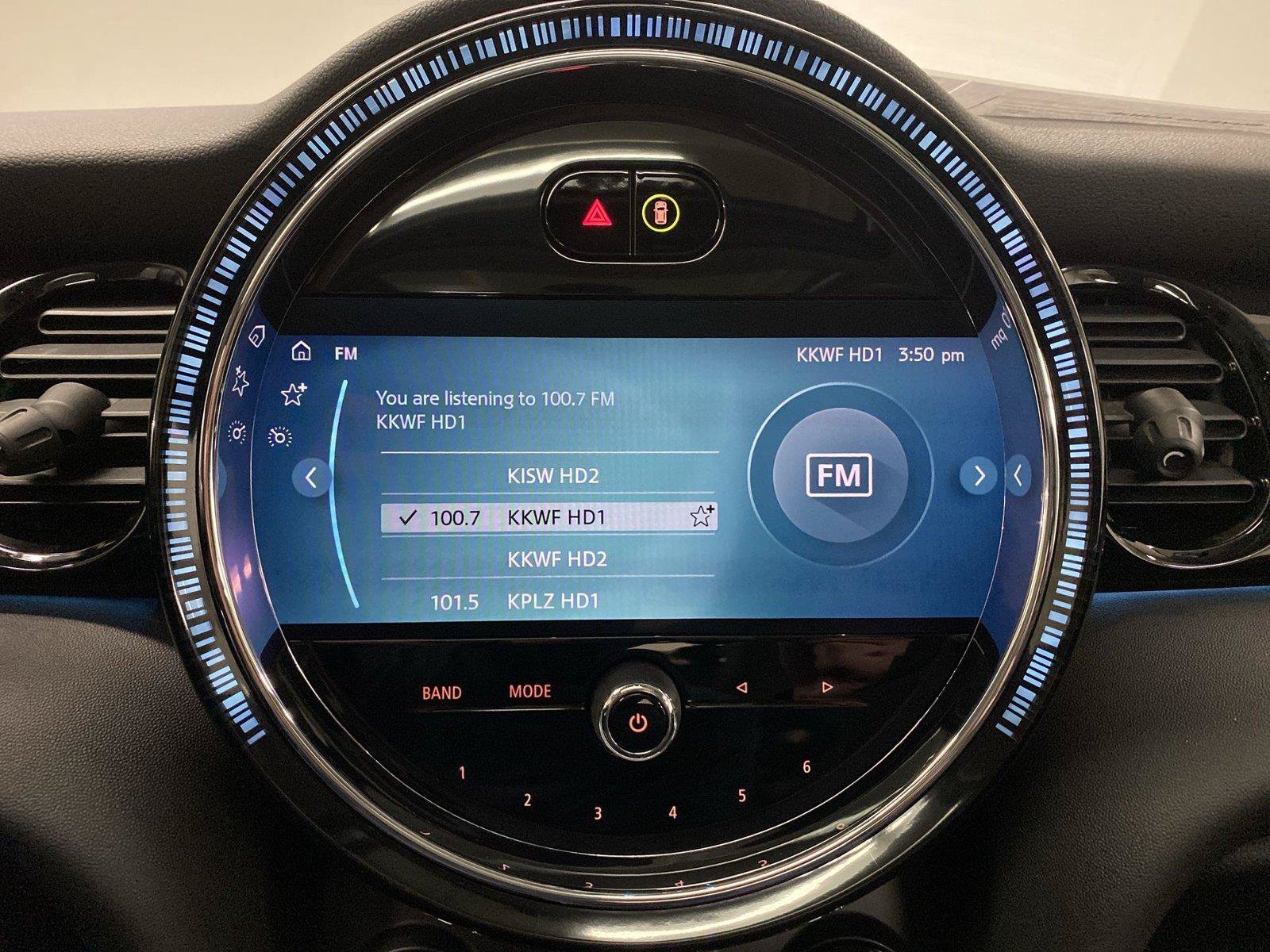 Used 2023 MINI Cooper 2-Door Hardtop FWD image 16
