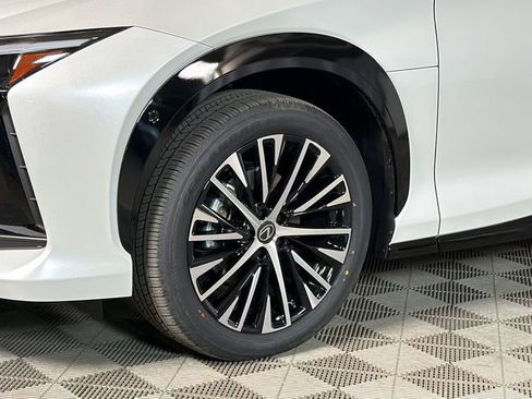 New 2026 Lexus RZ 450e AWD image 4