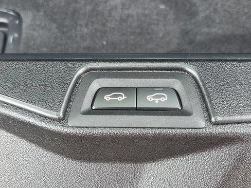 Used 2022 BMW X5 xDrive45e w/ M Sport Package AWD/4WD image 34