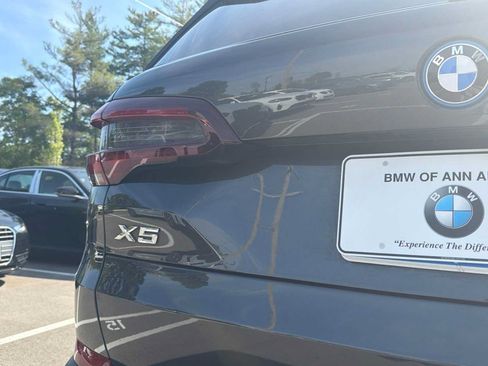 Used 2022 BMW X5 xDrive45e w/ Executive Package AWD/4WD image 8