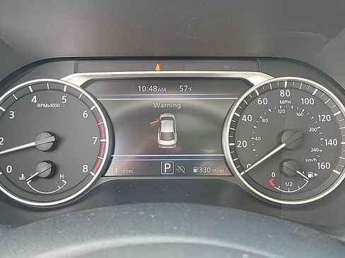 Used 2025 Nissan Sentra SV w/ SV Premium Package FWD image 20