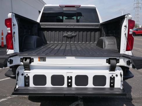 New 2026 Chevrolet Silverado 1500 LT Trail Boss w/ Convenience Package II AWD/4WD image 7