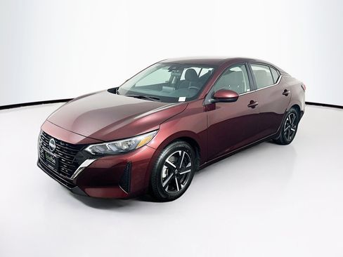 Used 2024 Nissan Sentra SV FWD image 3