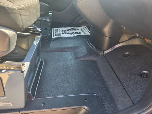 Used 2019 Mercedes-Benz Sprinter 170 image 18