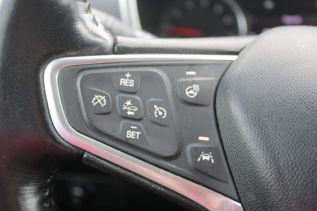 Used 2022 Chevrolet Equinox LT FWD image 24