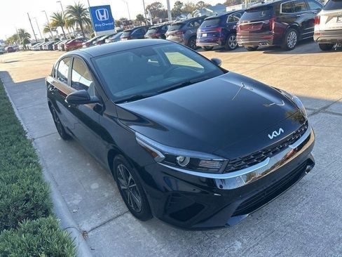 Used 2024 Kia Forte LXS image 3