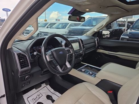 Used 2019 Ford Expedition Platinum AWD/4WD image 27