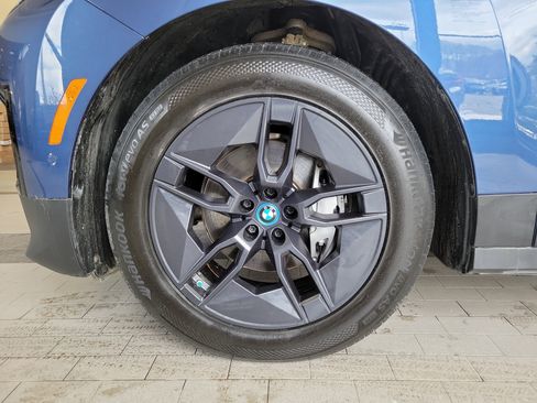 Used 2023 BMW iX xDrive50 w/ Convenience Package image 12