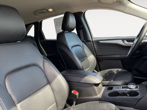 Used 2025 Ford Escape Platinum AWD/4WD image 15