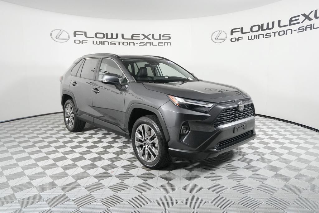 Used 2022 Toyota RAV4 XLE Premium AWD/4WD image 3