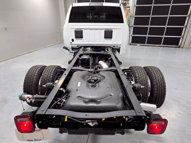 New 2026 RAM 4500 Tradesman w/ Chrome Appearance Group AWD/4WD image 9