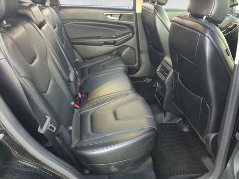 Used 2016 Ford Edge Titanium w/ Technology Package image 20