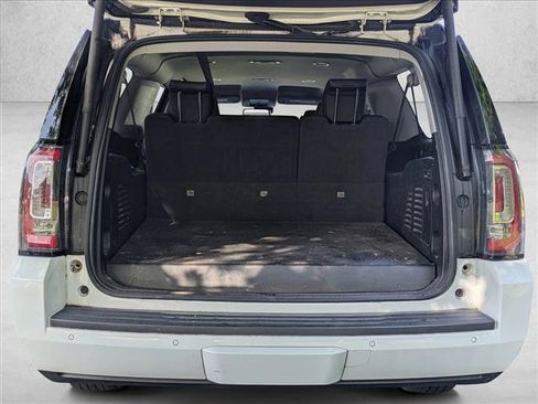 Used 2020 GMC Yukon XL SLT RWD image 6