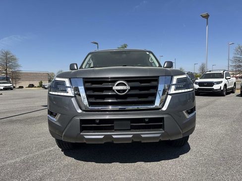 Used 2021 Nissan Armada SL w/ Captain's Chairs Package image 9