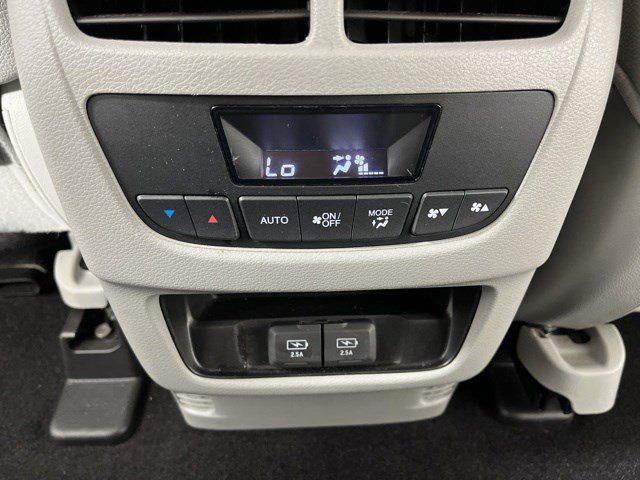 Used 2020 Acura MDX SH-AWD image 45