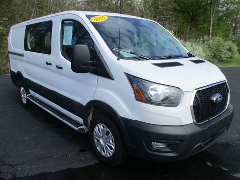 Certified 2024 Ford Transit 250 Low Roof w/ Exterior Upgrade Package RWD image 3