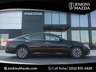 Used 2023 Nissan Altima 2.5 SV