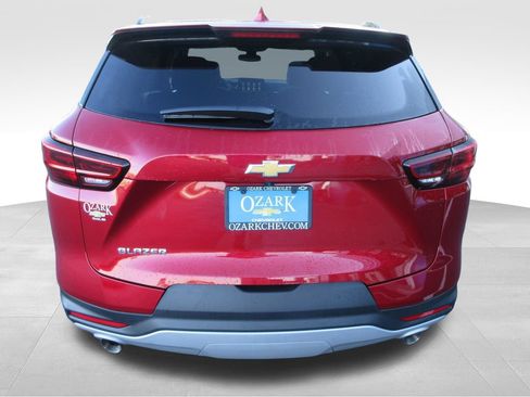 Certified 2023 Chevrolet Blazer LT w/ Convenience Package FWD image 4
