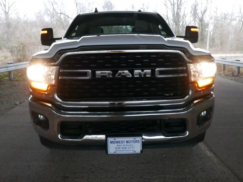 Used 2024 RAM 2500 Big Horn image 25