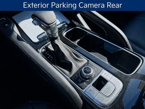 Used 2023 Kia Telluride EX w/ EX Captain's Chair Package image 20