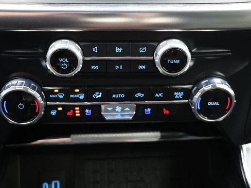 Used 2023 Ford F150 Lariat w/ Equipment Group 502A High image 27