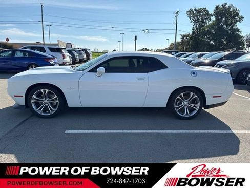 Used 2022 Dodge Challenger R/T RWD image 2