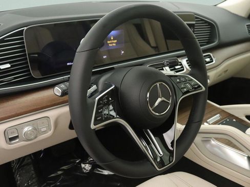 New 2026 Mercedes-Benz GLE 450 4MATIC image 4