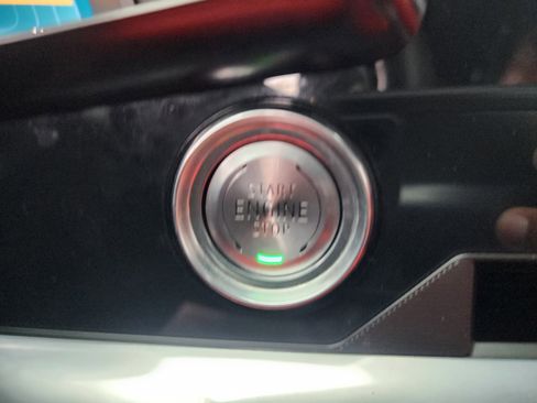 Used 2024 Chevrolet Corvette Stingray Preferred Cpe w/ 2LT image 26