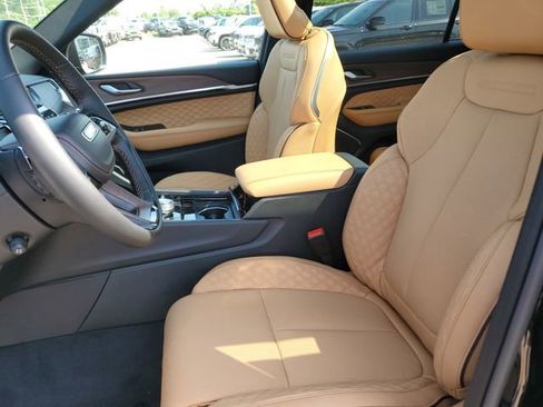 New 2025 Jeep Grand Cherokee L Summit image 19