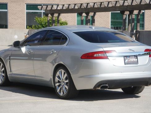 Used 2011 Jaguar XF Premium RWD image 21