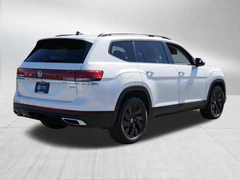 Certified 2026 Volkswagen Atlas SE AWD/4WD image 7