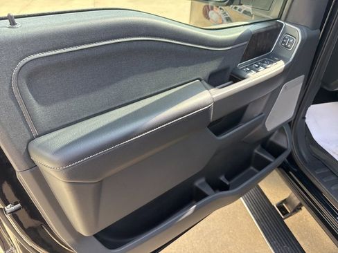 Used 2025 Ford F350 Lariat w/ Lariat Ultimate Package image 7