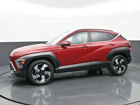 Certified 2024 Hyundai Kona Limited AWD/4WD image 7