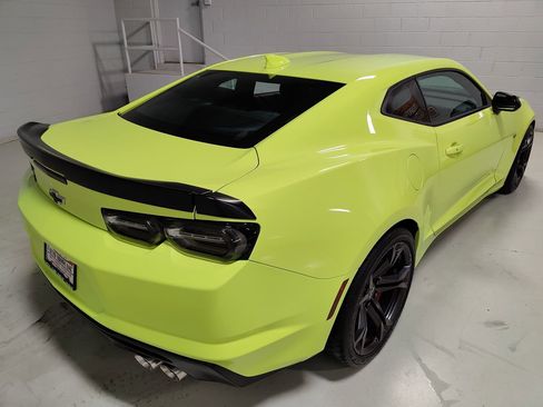 Used 2021 Chevrolet Camaro SS image 6