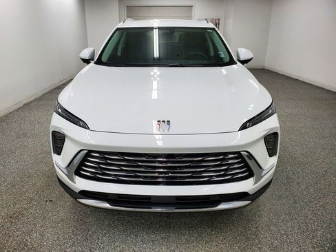 Used 2024 Buick Envision Preferred image 2